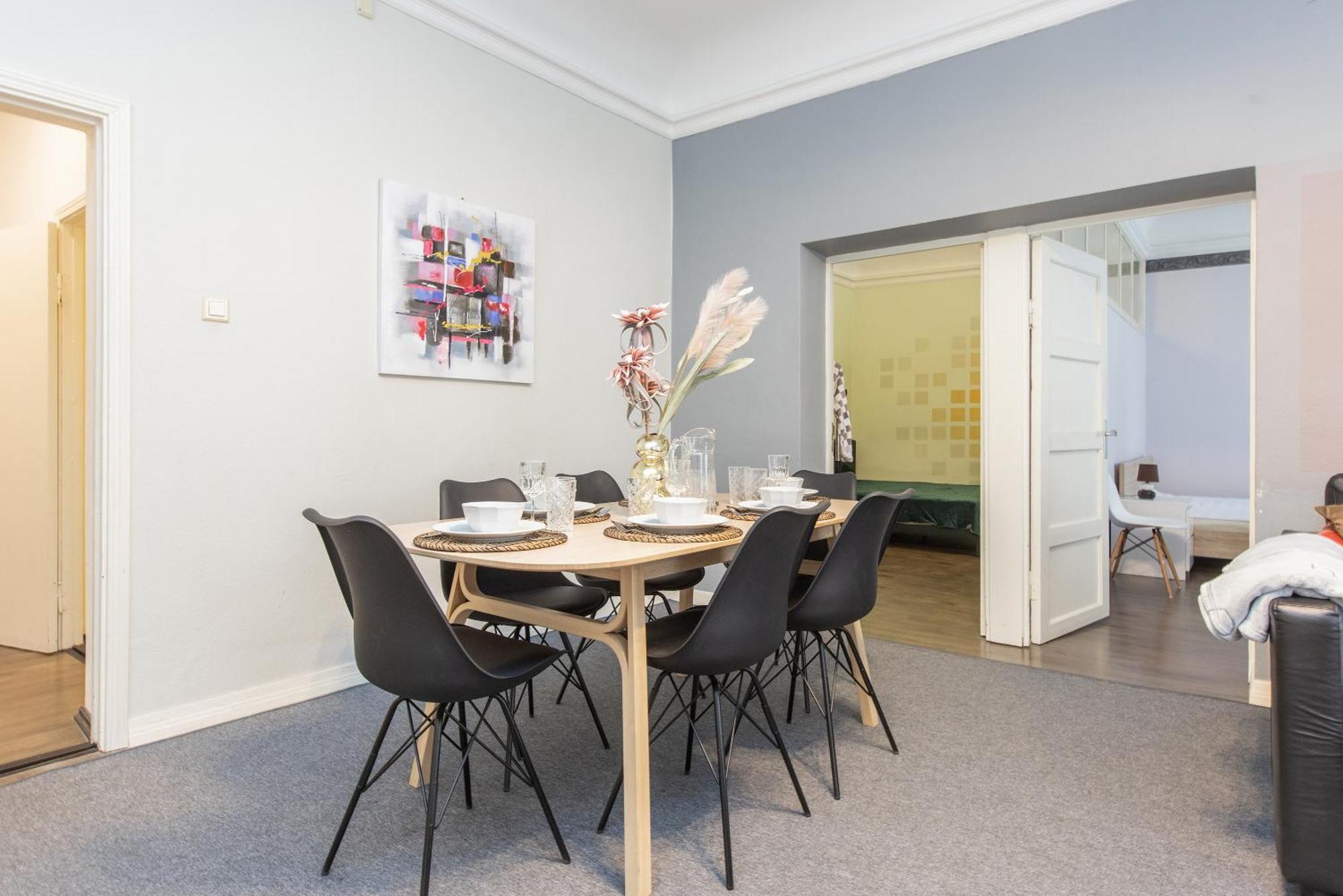 Large Vacation Apartments In The Old Town Рига Екстериор снимка