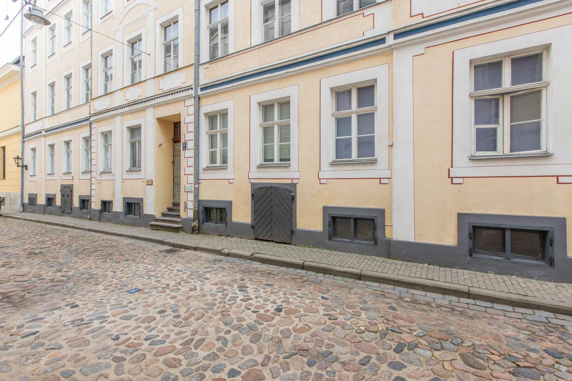 Large Vacation Apartments In The Old Town Рига Екстериор снимка